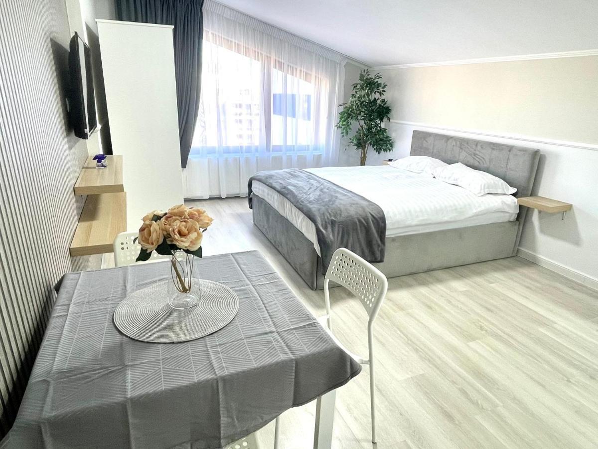 Baneasa Luxury Apartaments Bucureşti Ngoại thất bức ảnh