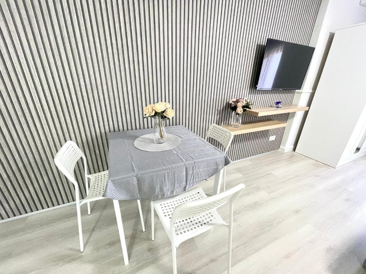 Baneasa Luxury Apartaments Bucureşti Ngoại thất bức ảnh