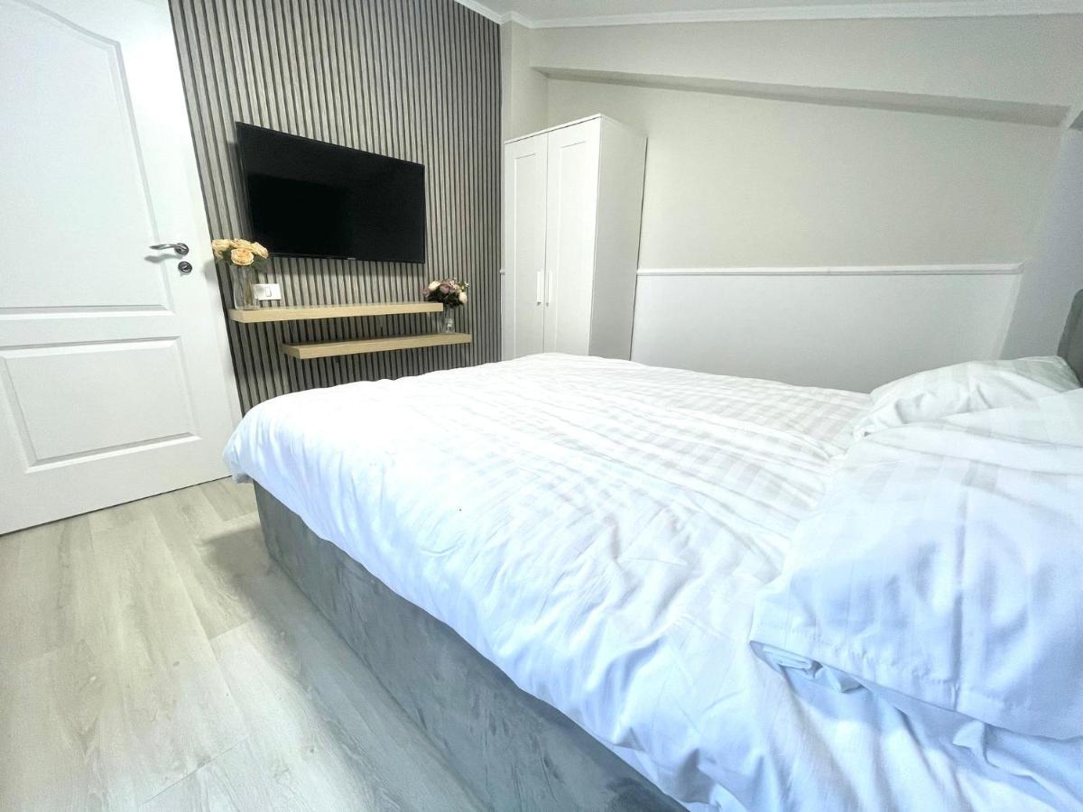 Baneasa Luxury Apartaments Bucureşti Ngoại thất bức ảnh